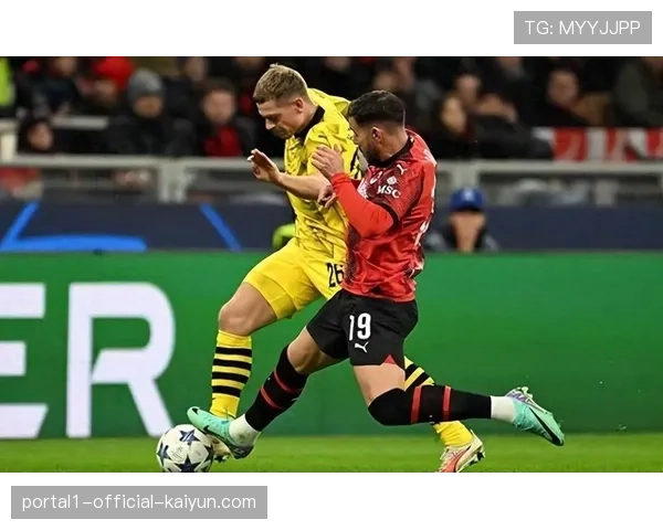 多特蒙德边路进攻呈现非对称演化 阿德耶米右路内切吉滕斯左路组织